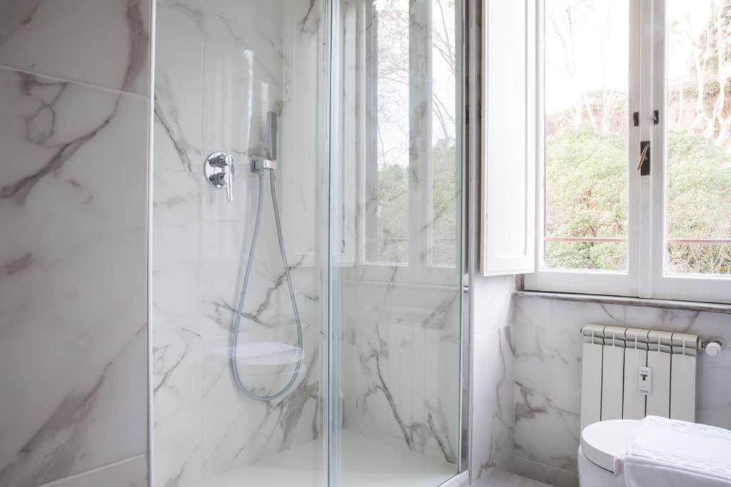 Silver Luxury Jacuzzi Suite Trastevere - Top Collection Рим Екстер'єр фото